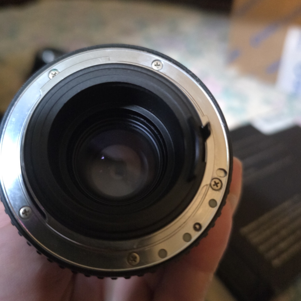 Black Telephoto Zoom Lens - Picture 8 of 11